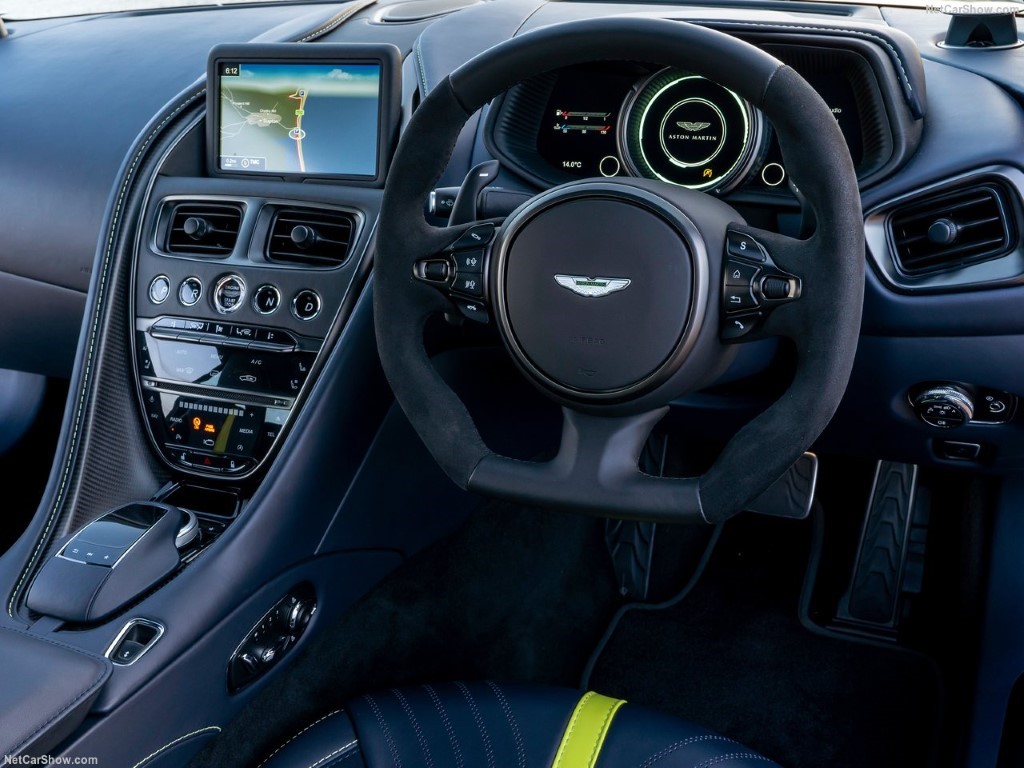 Aston Martin DB11 5.2 V12 AMR